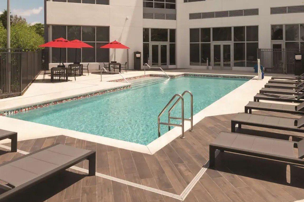 Radisson Red Miami Airport Hotel Eksteriør billede