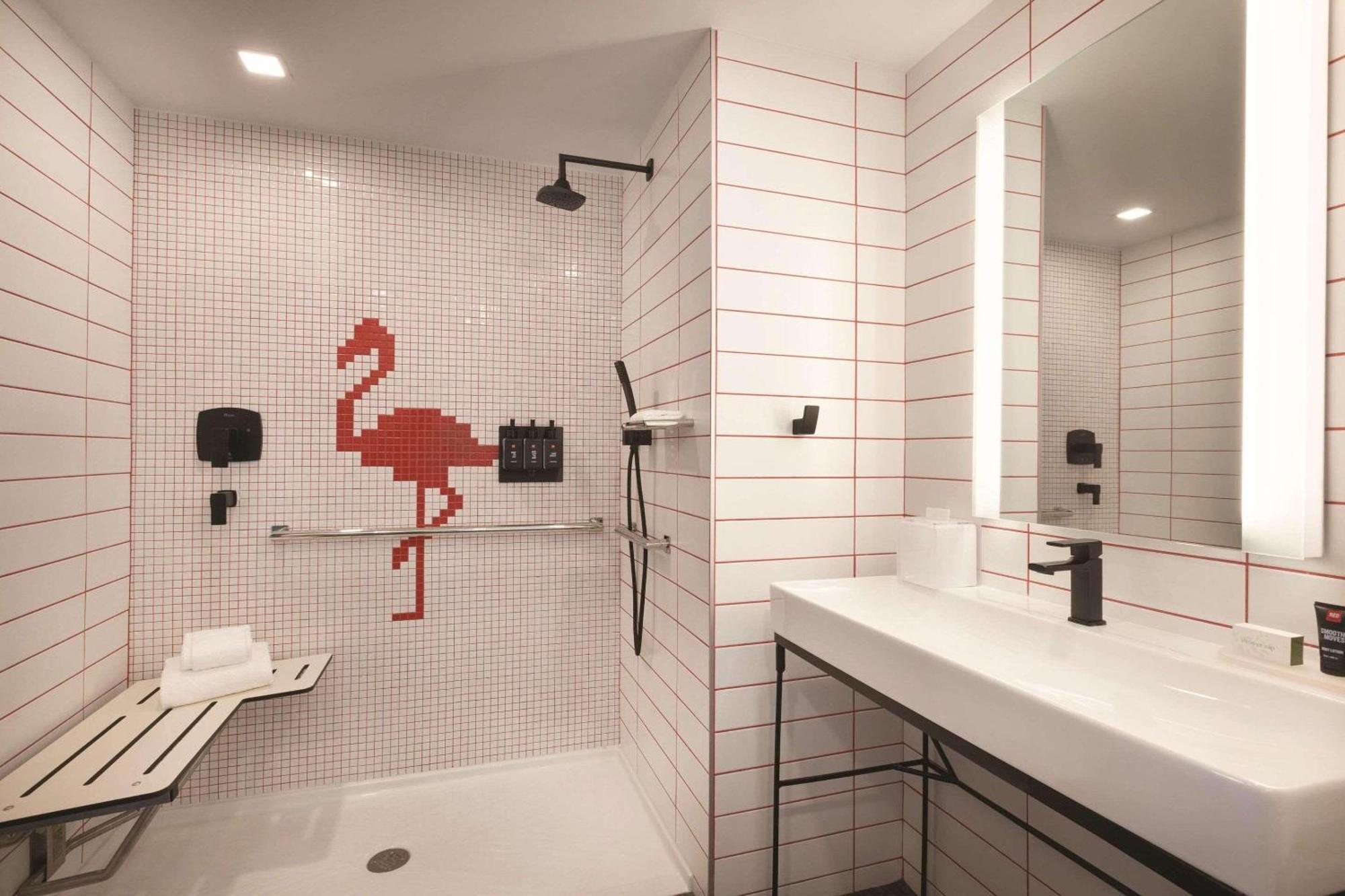 Radisson Red Miami Airport Hotel Eksteriør billede