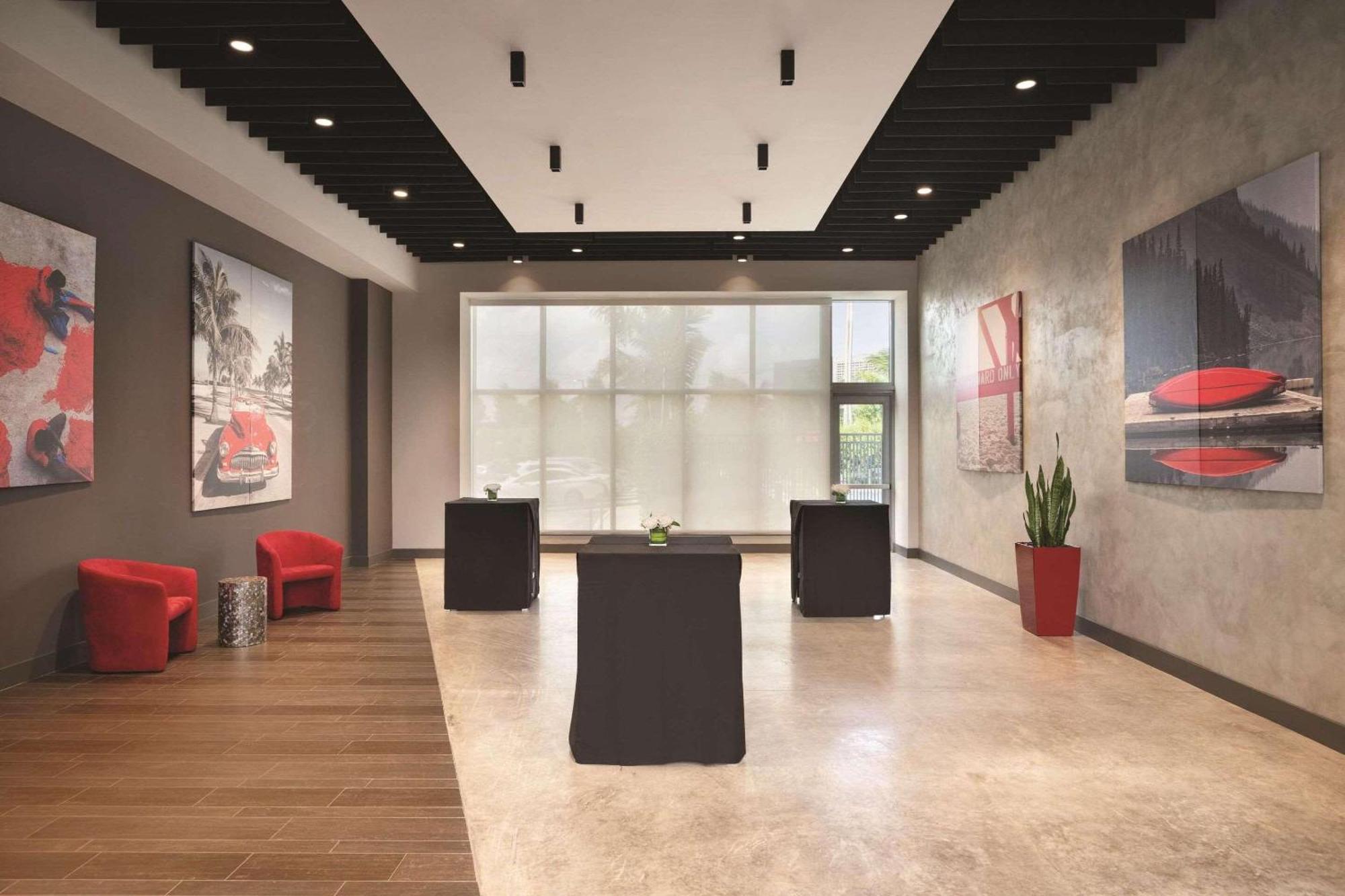 Radisson Red Miami Airport Hotel Eksteriør billede