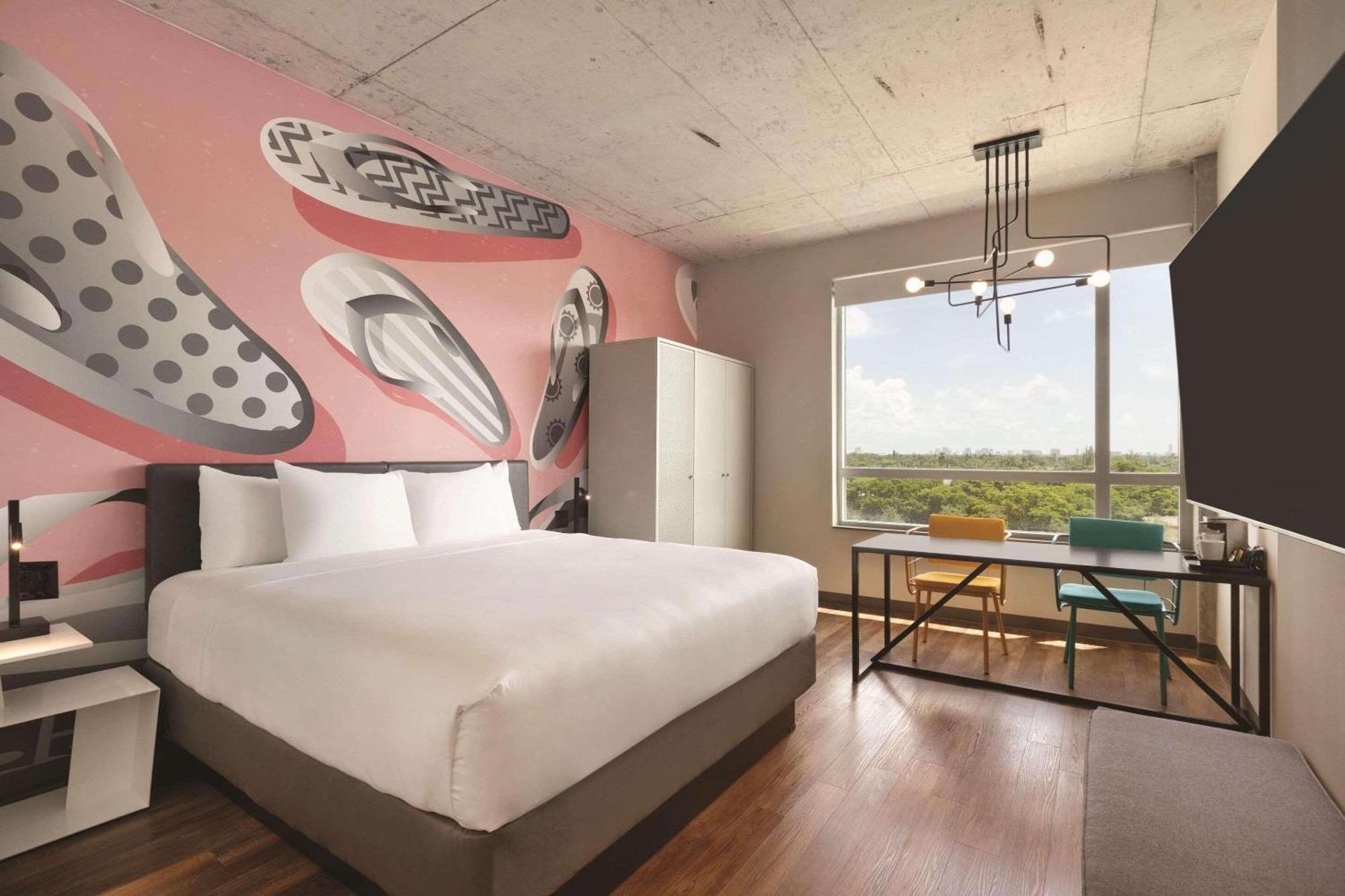 Radisson Red Miami Airport Hotel Eksteriør billede